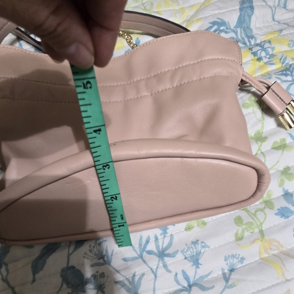 Radley London Sunny Rise drawstring crossbody - Picture 11 of 16